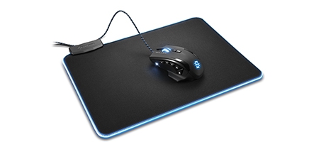 Sharkoon 1337 RGB, un tapis de souris rétroéclairé